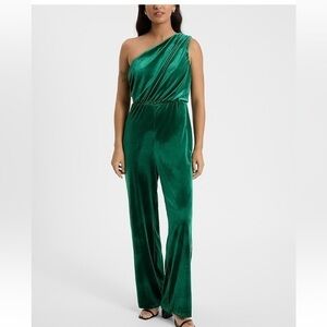 Express NWT Velvet Jumpsuit Emerald Green One Shoulder Wide Leg Size Medium